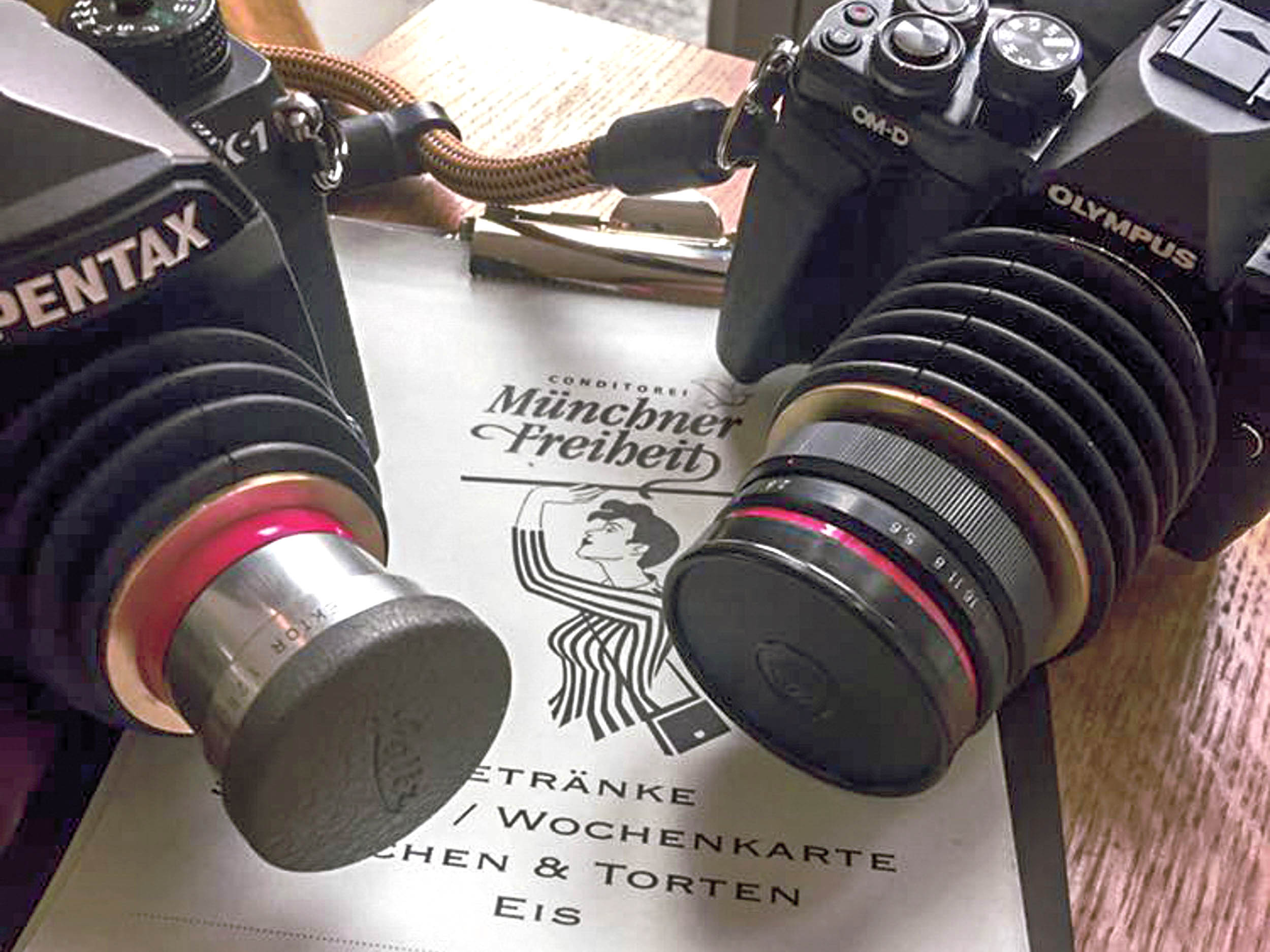 45267239_10204780815796184_5684324585588129792_n